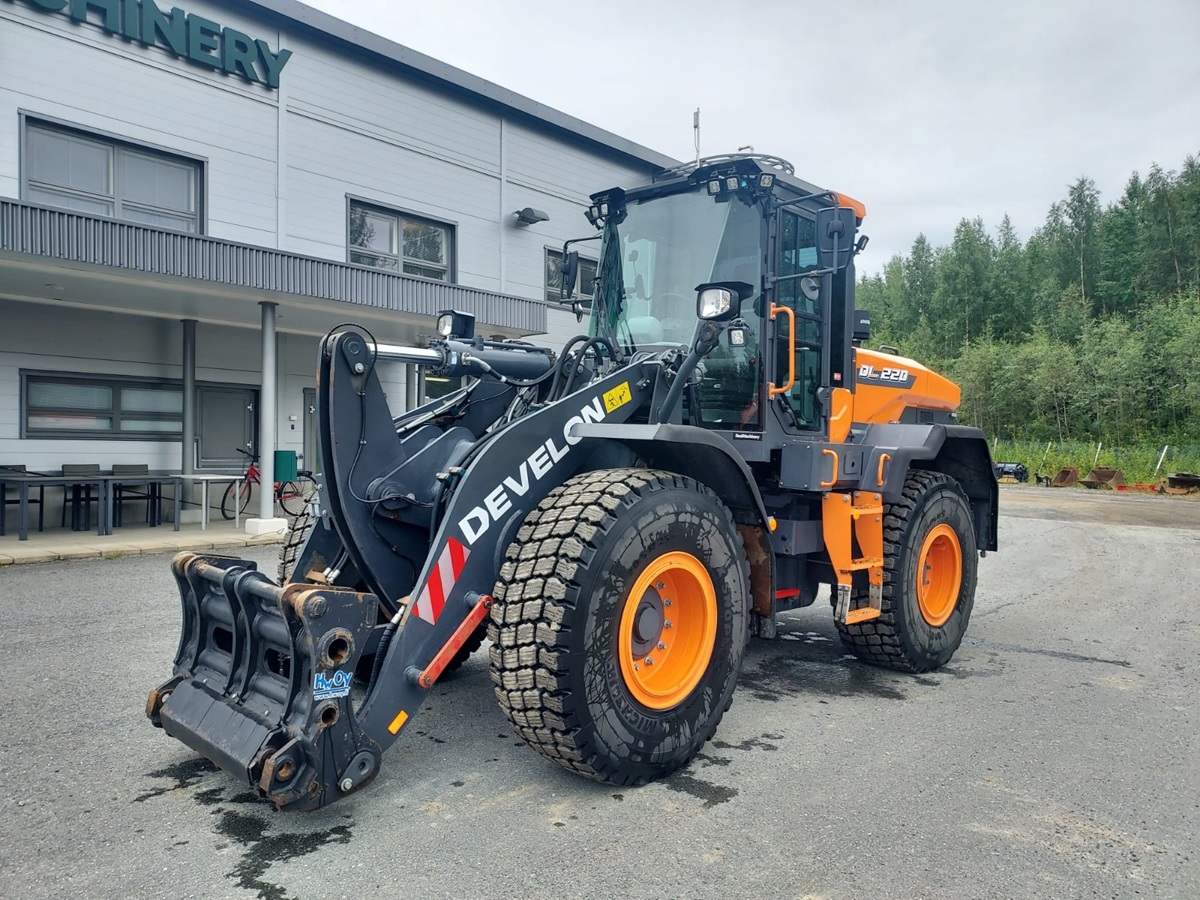 Develon DL220-7 2023