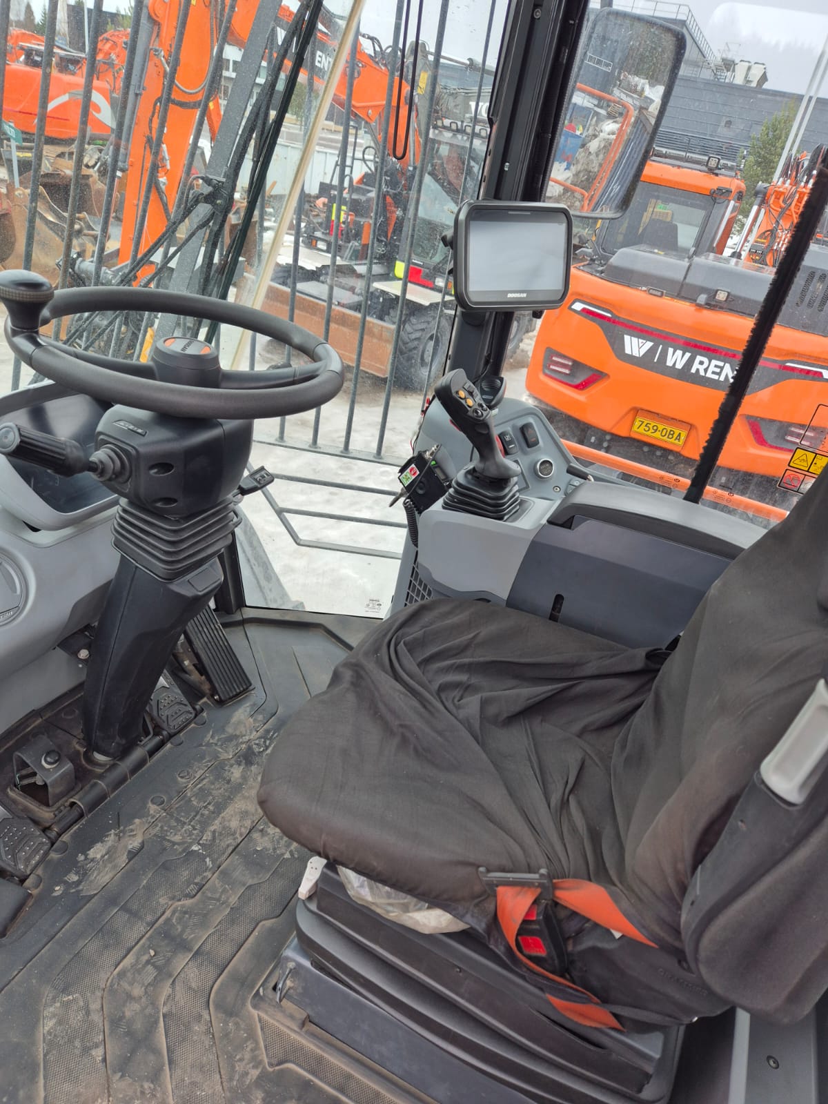 Develon DL320-7 2021 Oulu