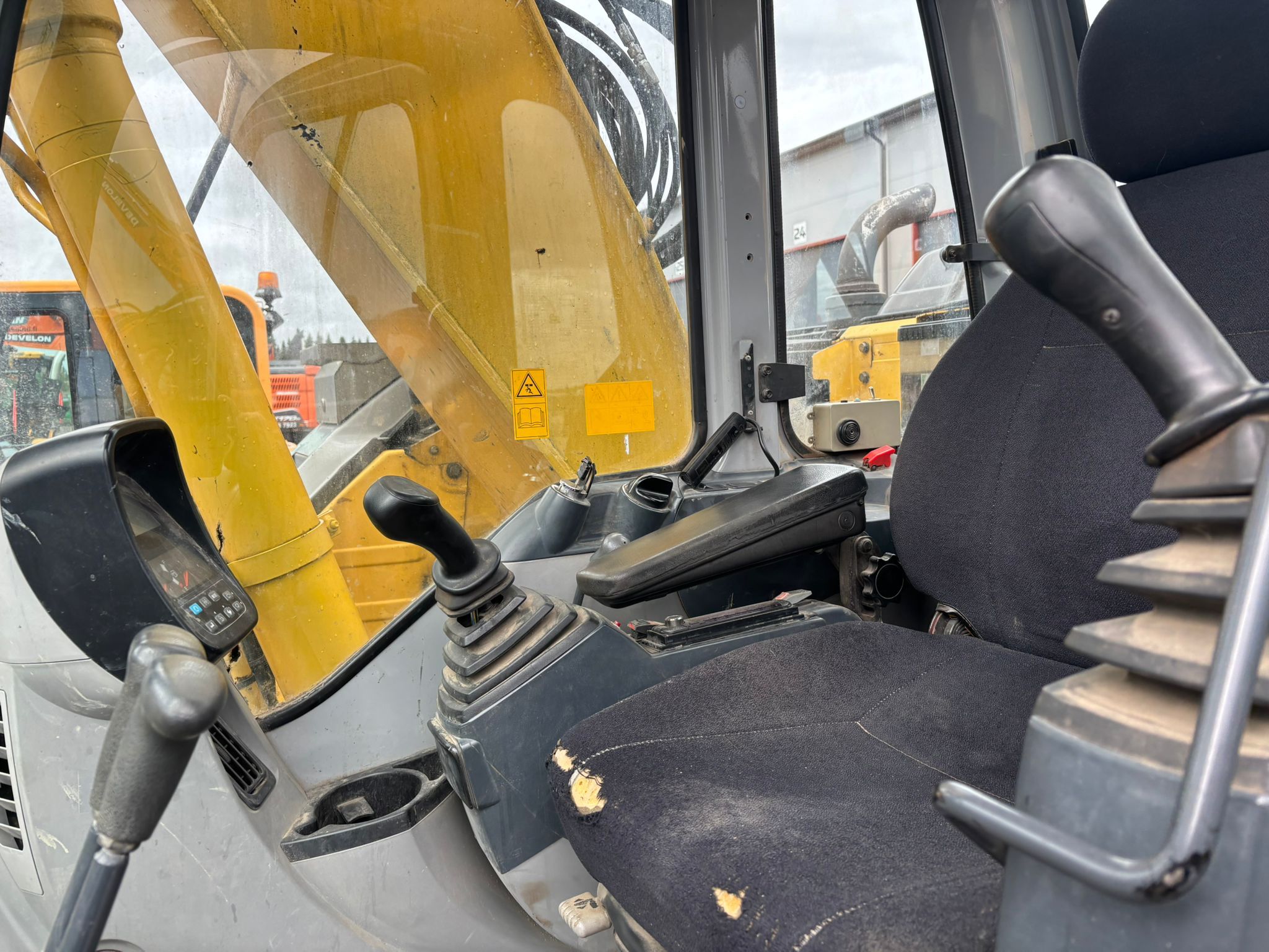 New Holland E135bsr 2008 Lempäälä