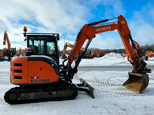 Hitachi ZX65USB-5A 2014 Lempäälä