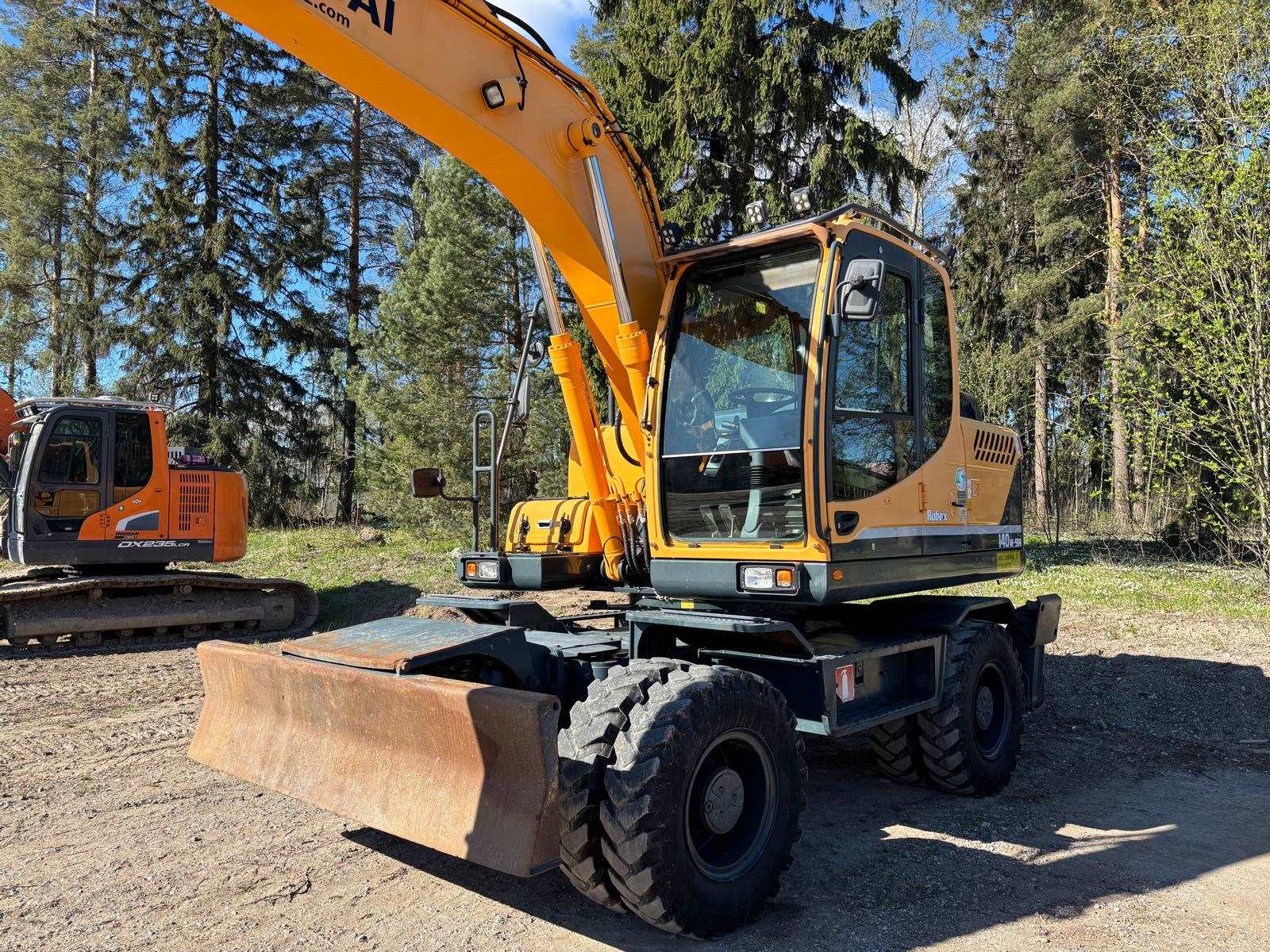 Hyundai R140W-9A 2015