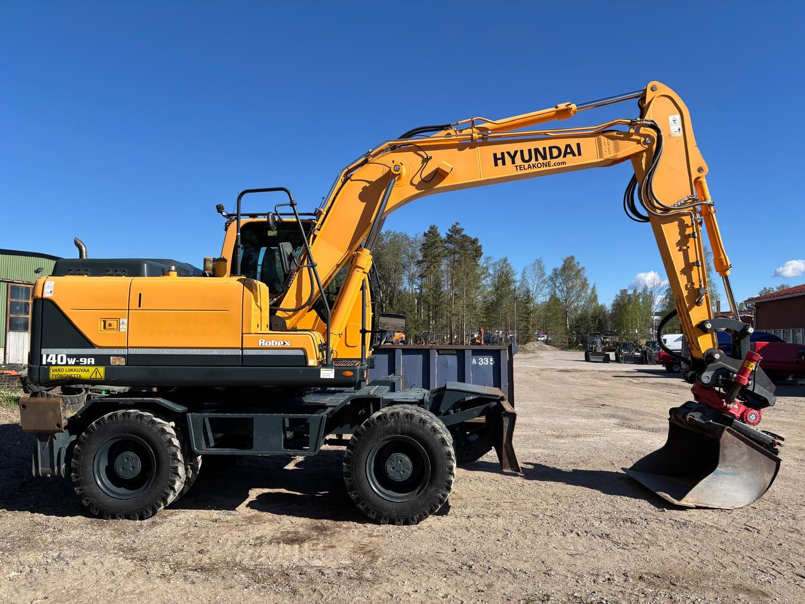 Hyundai R140W-9A 2015