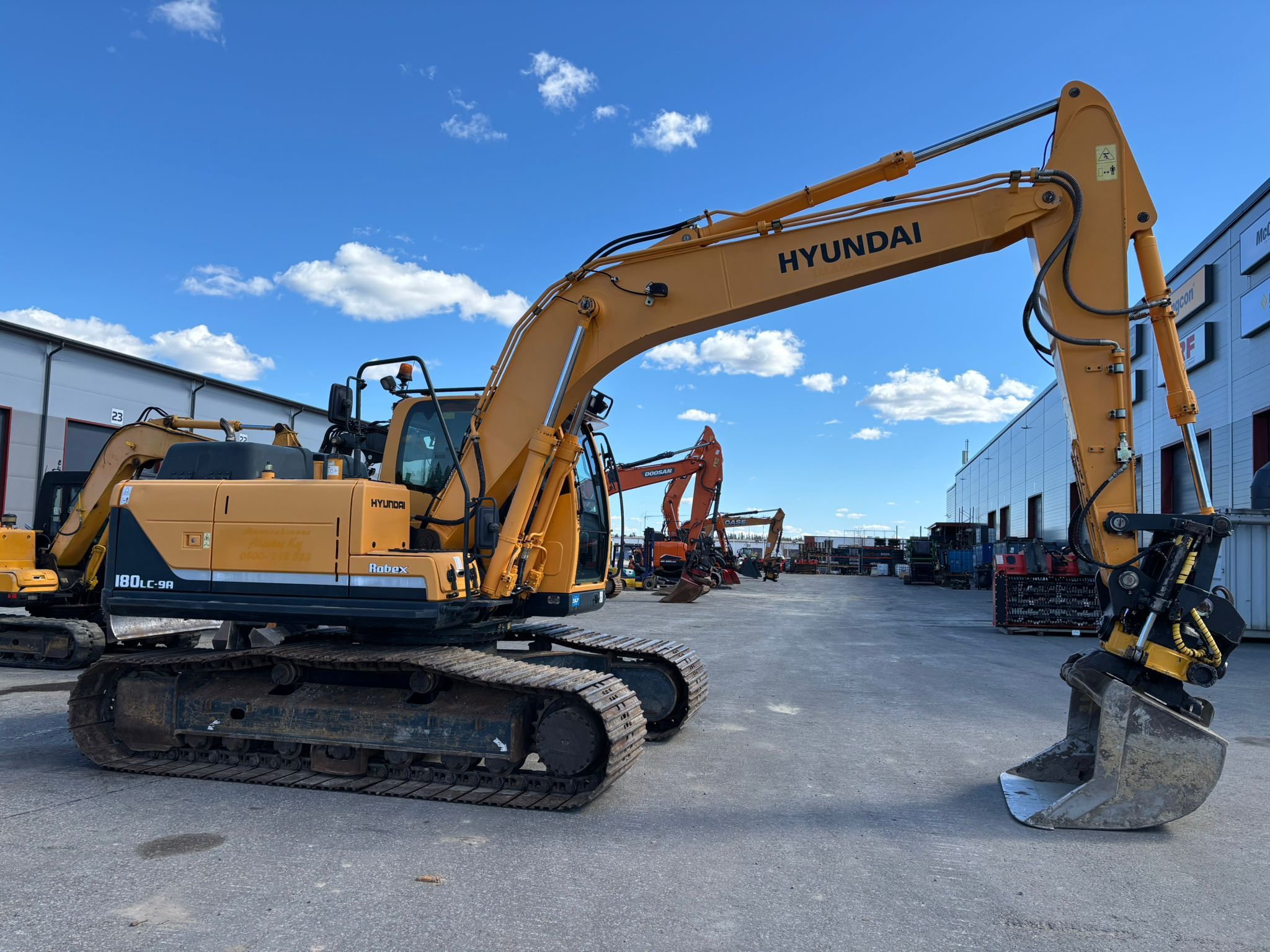 Hyundai Robex 180LC-9A 2014