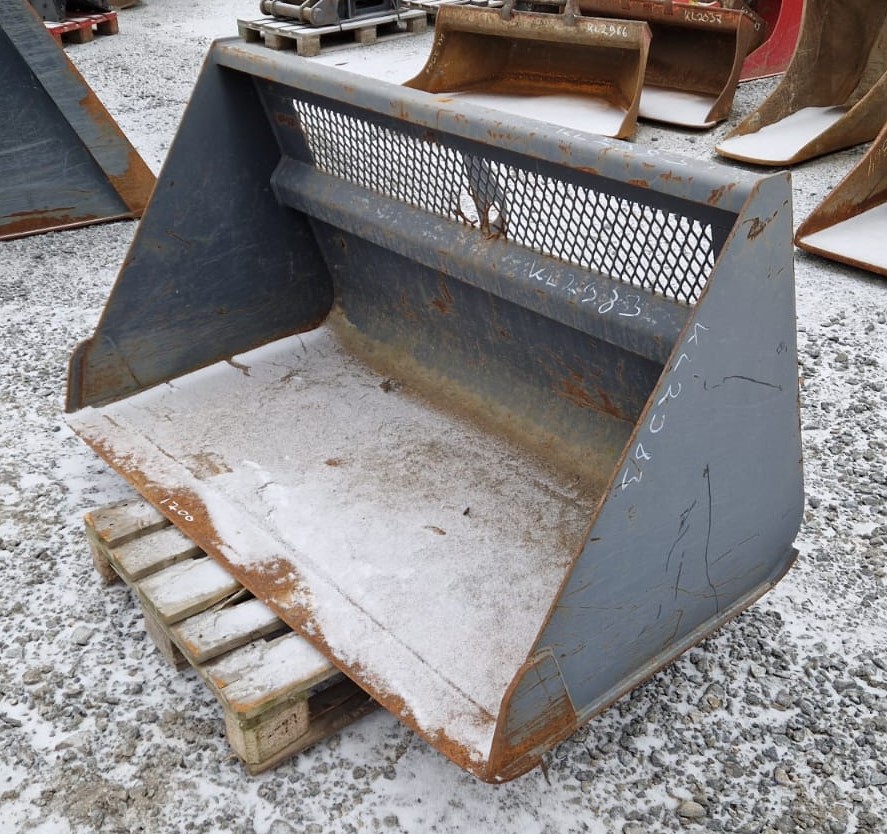 Muu valmistaja Lumikauha Bobcat 1700mm, 800L Lempäälä