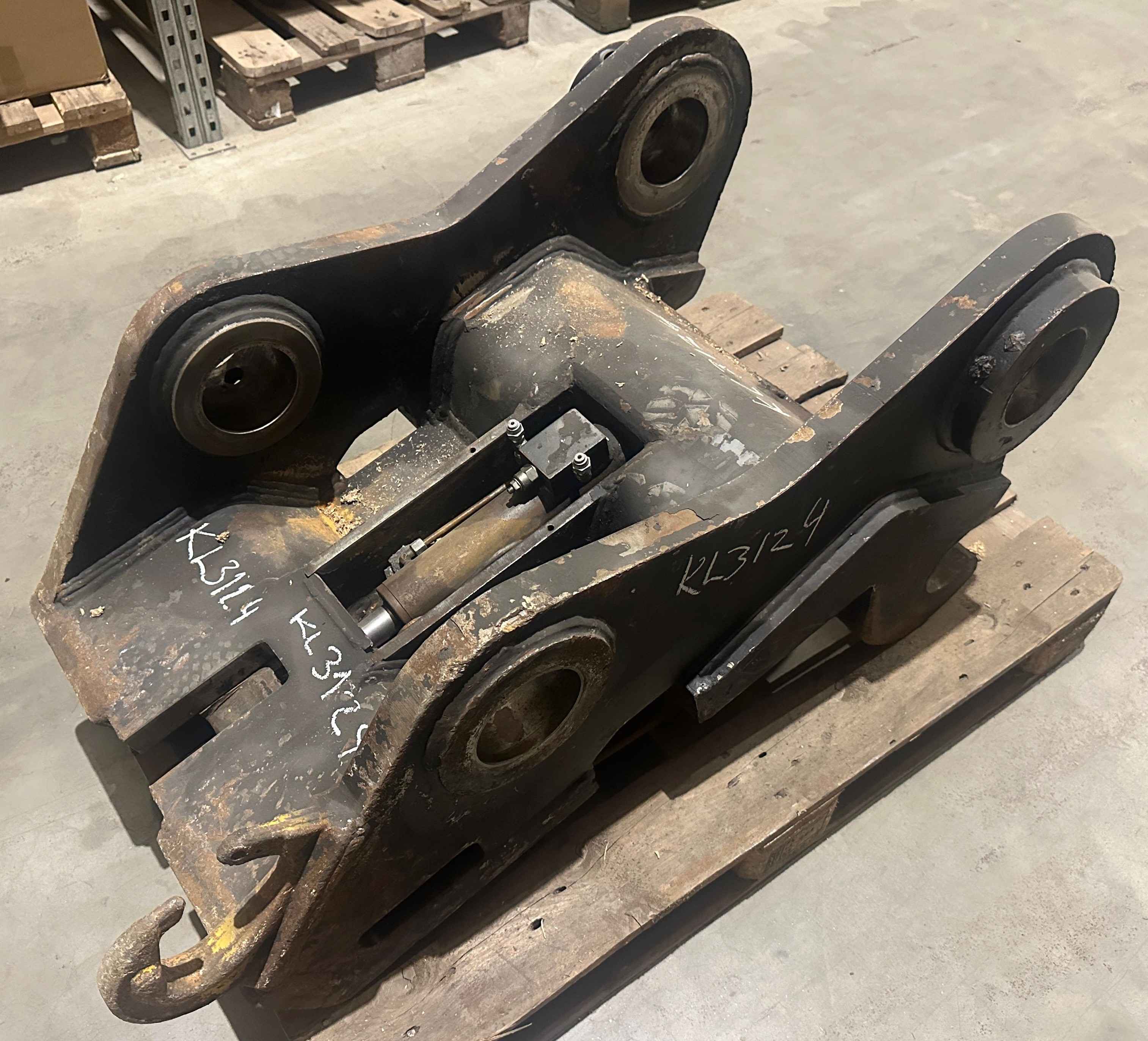 Yleinen toimittaja HYDRAULINEN LIITIN NTP40 DX380LC-5