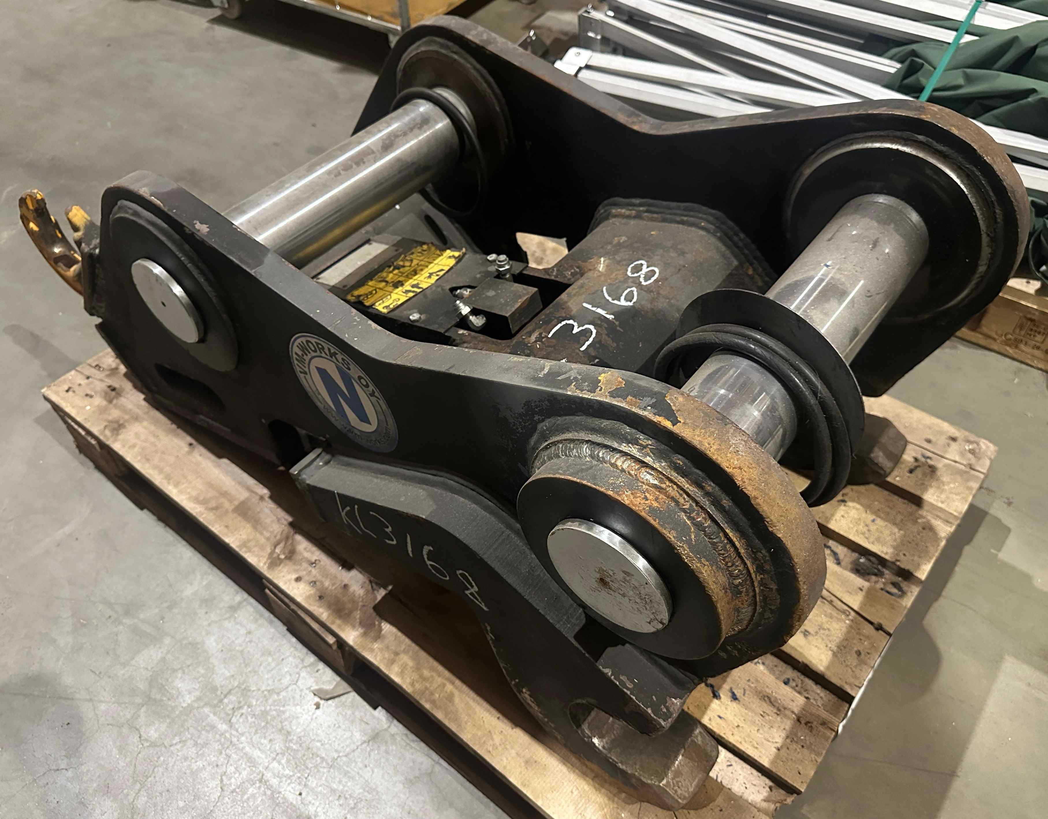 VM-Works Oy  HYDRAULINEN PUOMINPÄÄNLIITIN NTP40 - DX380 0