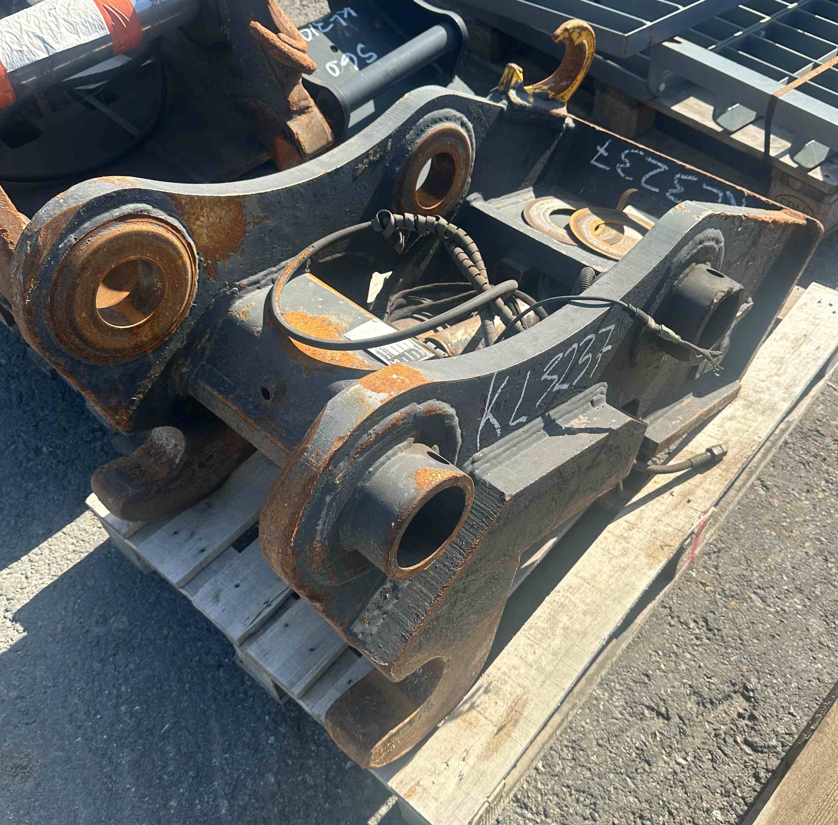 TuraSteel Oy HYDRAULINENLIITIN NTP40 DC300LC-7