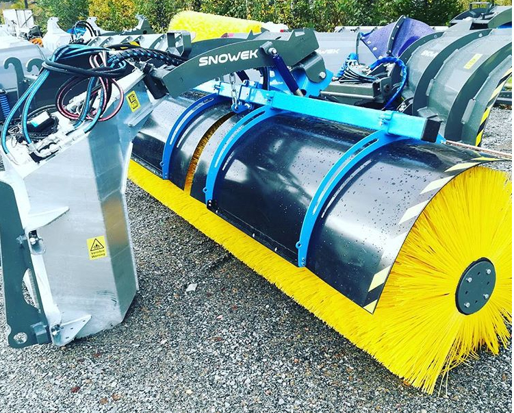 Snowek AVOHARJA AH250 2500MM / LAMELLIT 900MM