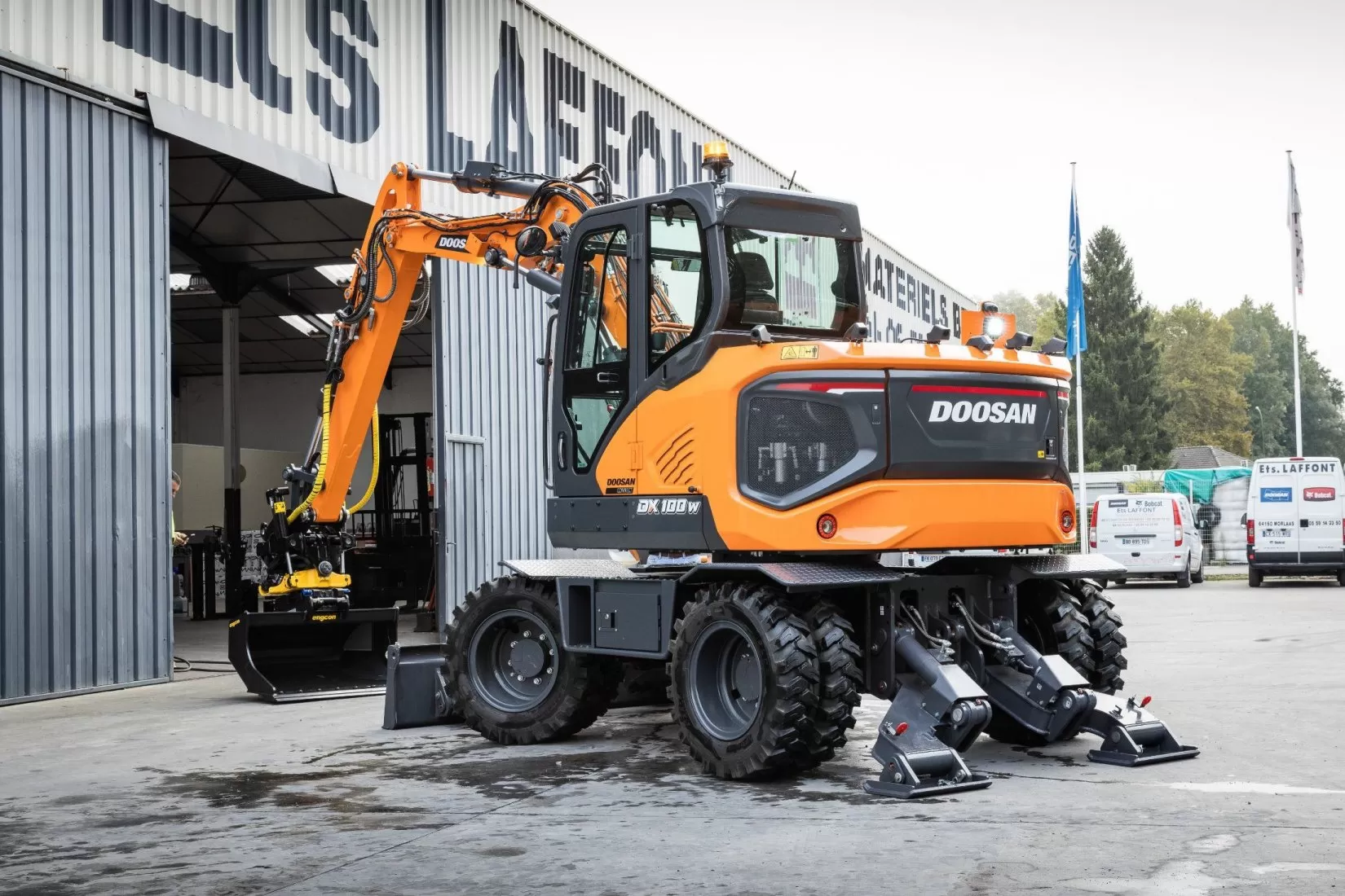 Develon DX100W-7 Artic