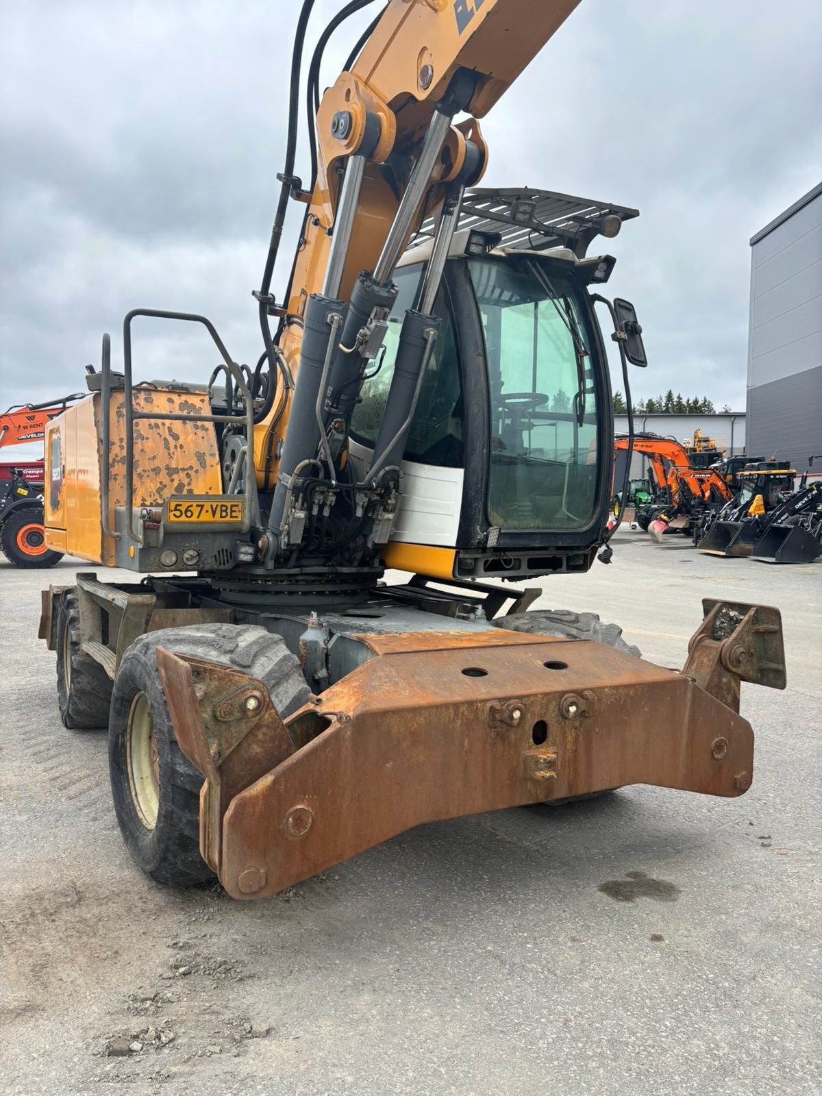 Liebherr A920 2014