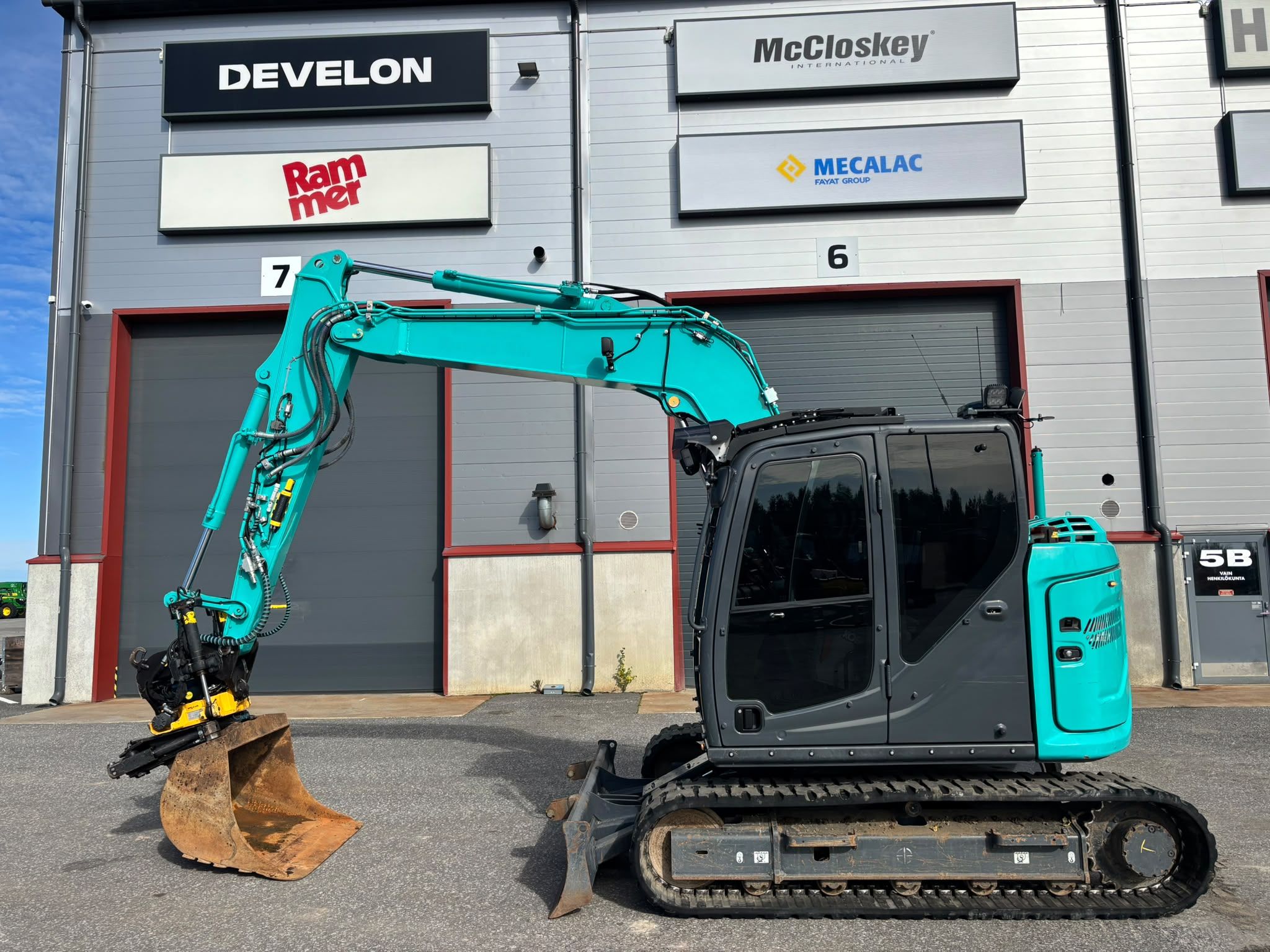 Kobelco SK75SR-7 2023