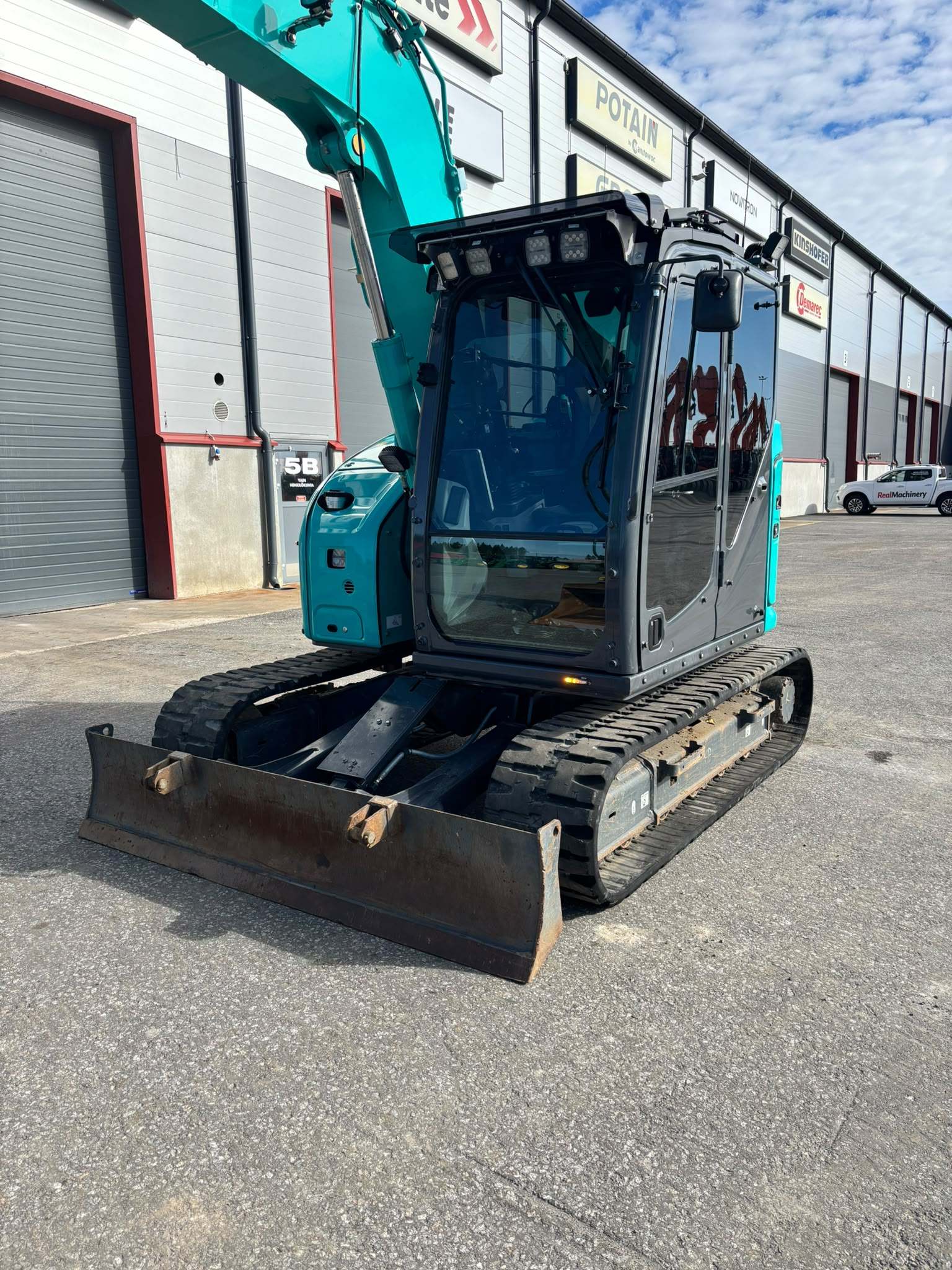 Kobelco SK75SR-7 2023