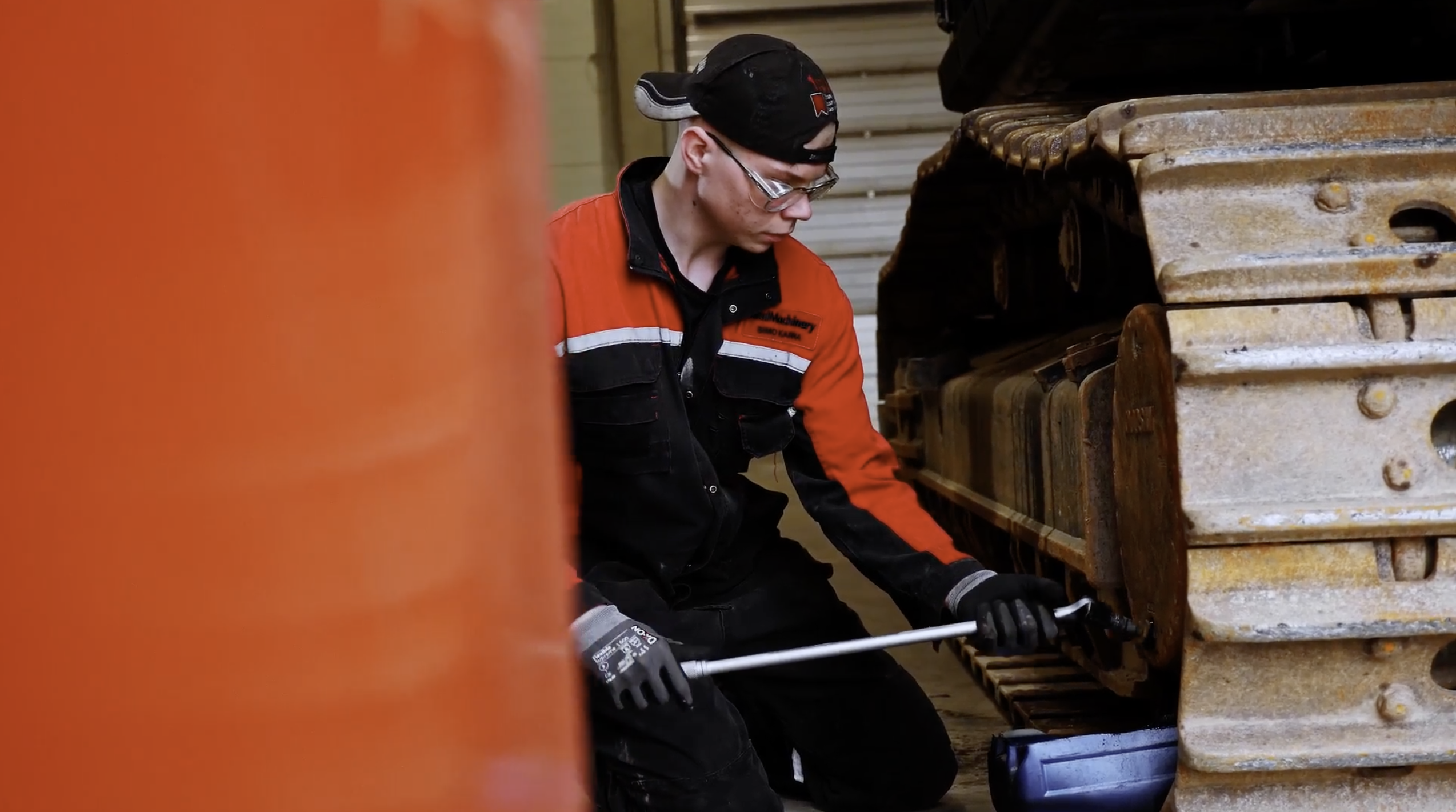 Muutoksia huoltomme puhelinnumeroissa sekä tuntihinnoittelussa